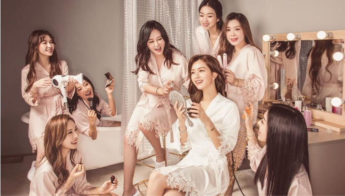 DIOR 英文字母耳環